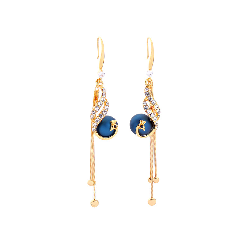 Retro Tassel Peacock-shaped Pearl Earrings display picture 6