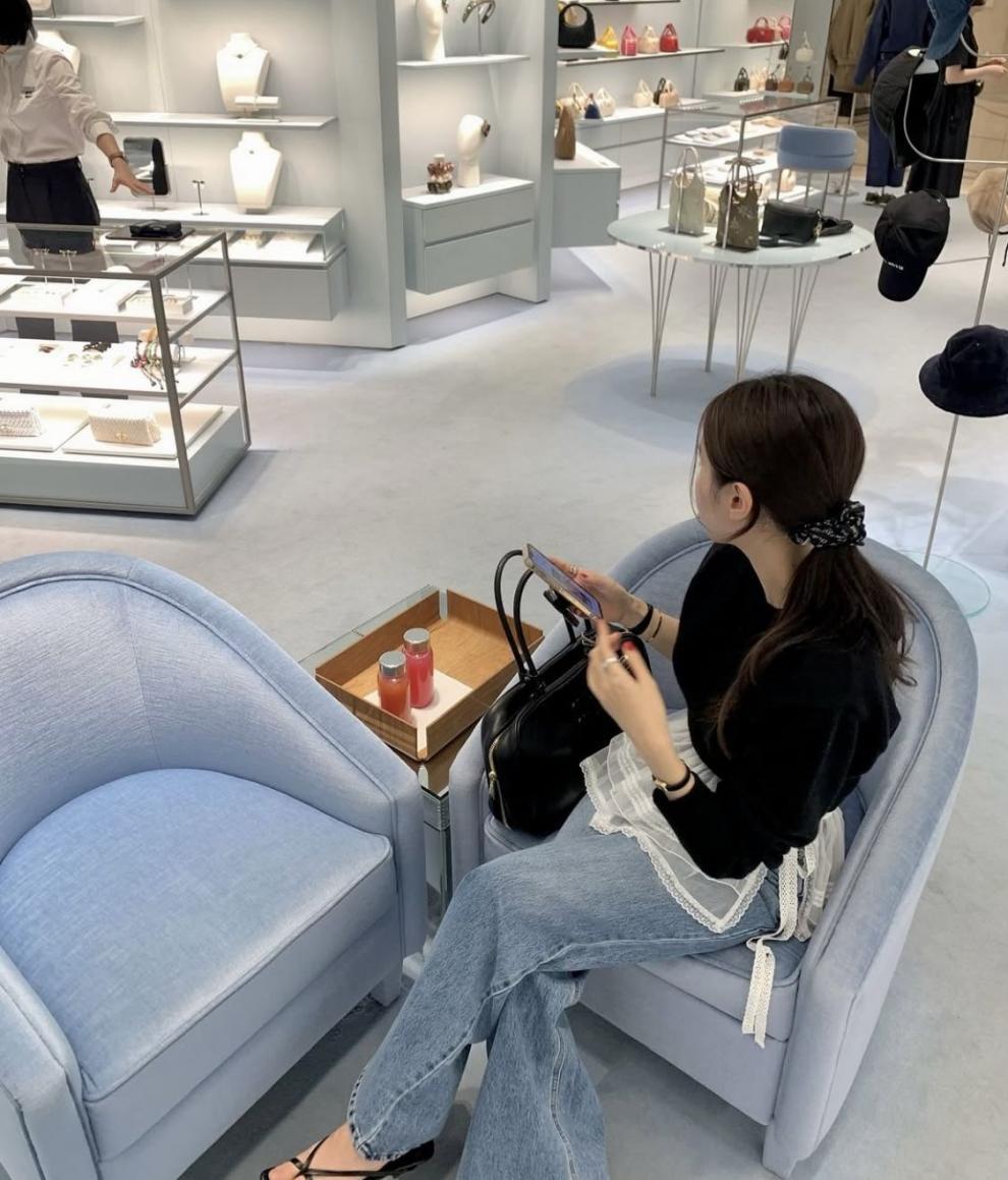 1b06c578-8e45-4ed1-8423-c77c5c90c908.jpe