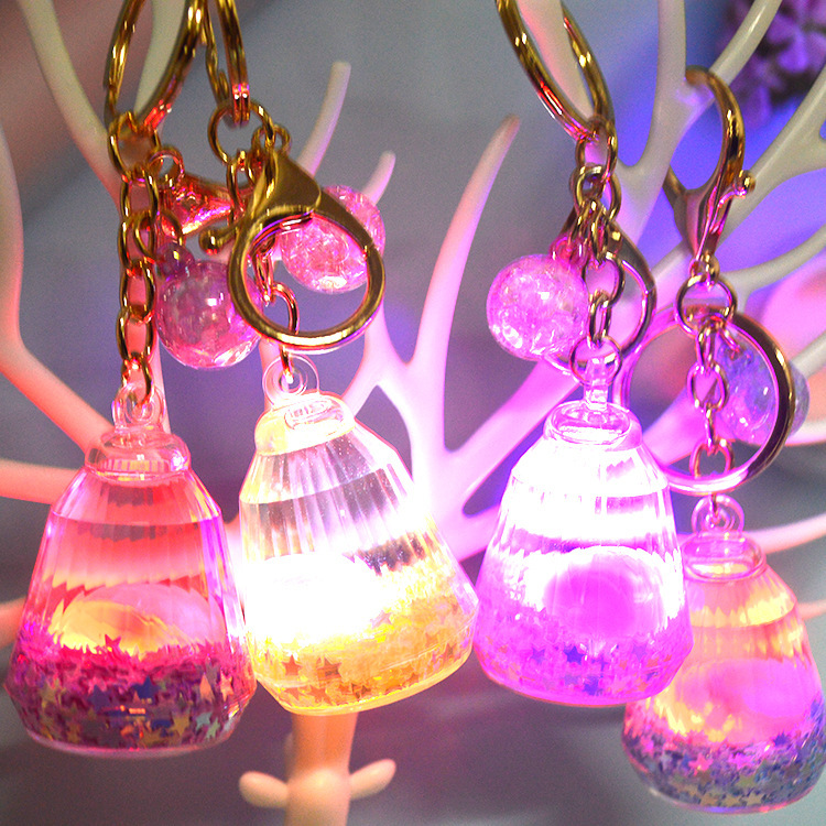 Oil-Filled with Light, Luminous Quicksand Bottle Keychain Pendant, Car Ring Chain Pendant, Luminous Pendant, Bag Pendant Wholesale