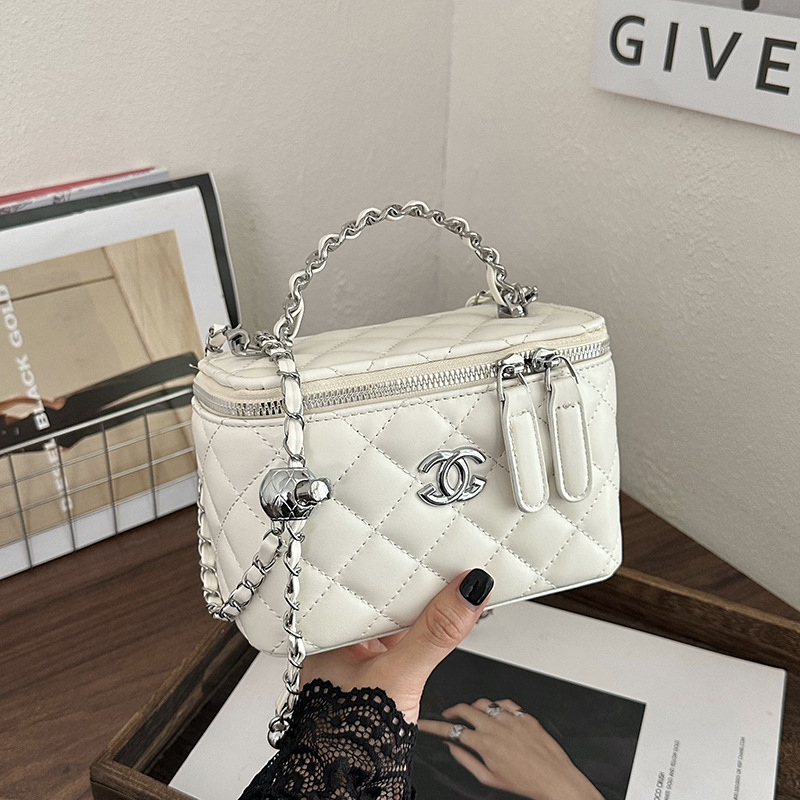 Cross-Border Trendy Rhombus Pattern Handbag for Women 2026 New Fashion Box Bag Versatile Chain Shoulder Crossbody Bag