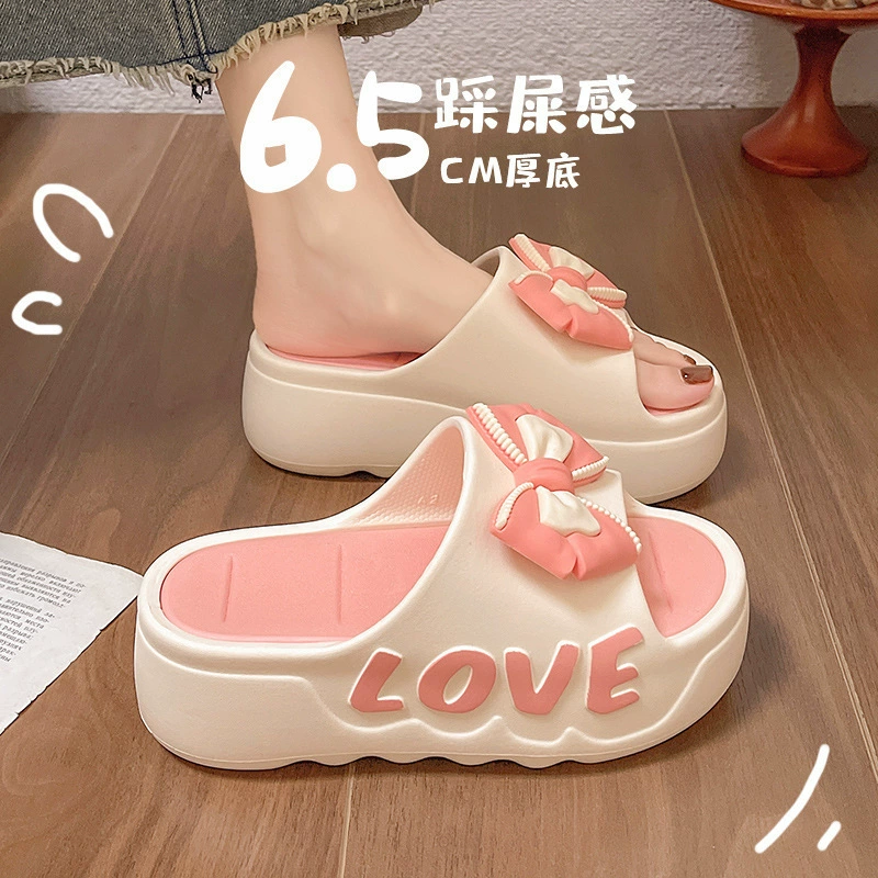 Тапки с толстой подошвы женский досуг 2025 новый летний дом противоскользящие мягкие подошвы холодные тапочки снаружи для повышения вентиляции сандалии