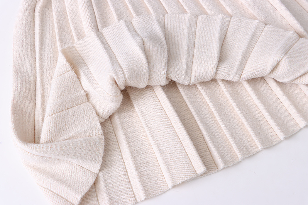 Fashionable Extra Early Autumn High Grade Knitted Vest Pleated Skirt Two Piece Suit