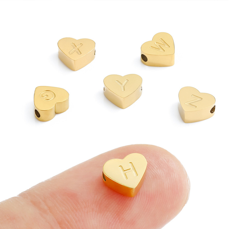 Chihang jewelry cross-border DIY stainless steel letter jewelry accessories 26 letters perforated heart-shaped bracelet necklace pendant Chihang jewelry cross-border DIY stainless steel letter jewelry accessories 26 letters perforated heart-shaped bracelet necklace pendant