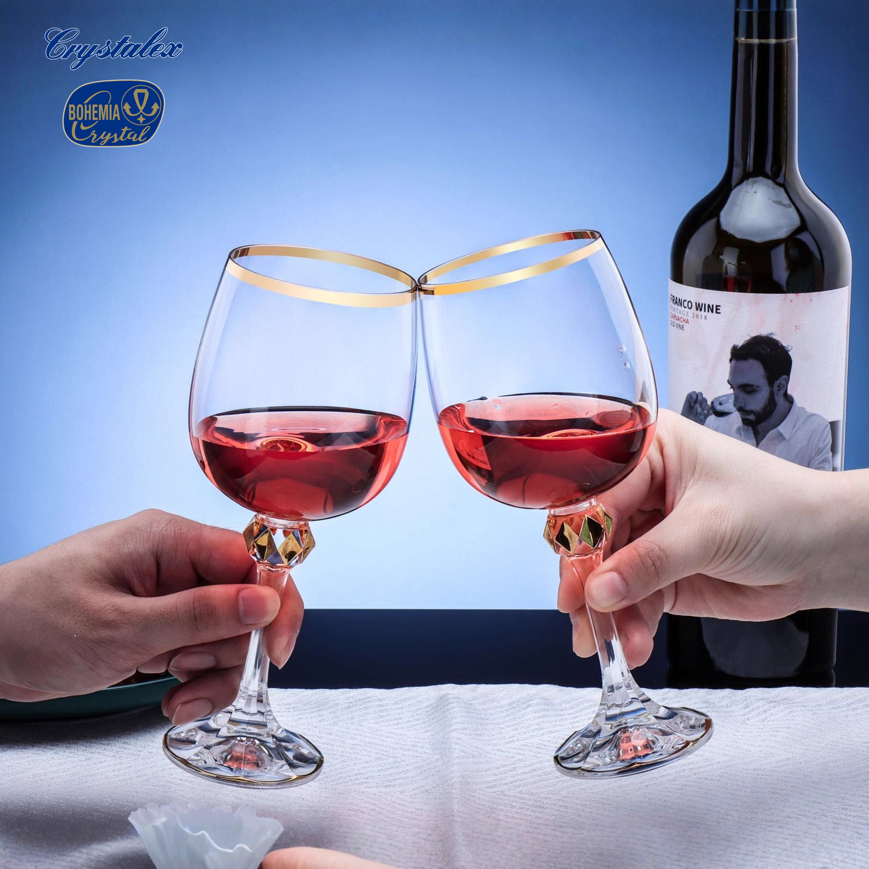 Copa de vino de cristal checo Crystalex importada con detalles en oro, copa retro de lujo ligero, diseño personalizado de alta gama.