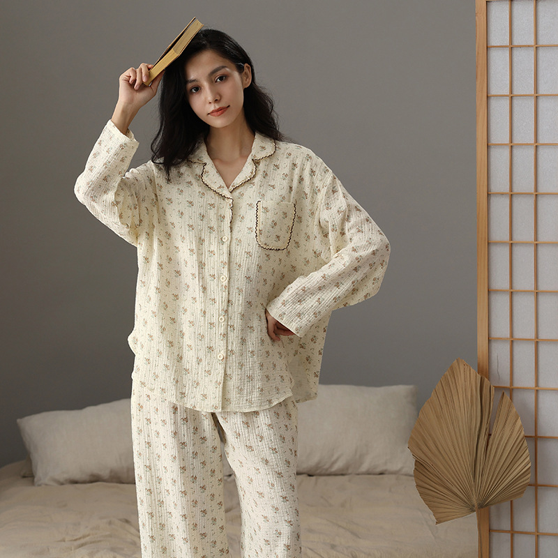 S6611-작은 꽃무늬 가슴 패드 스타일