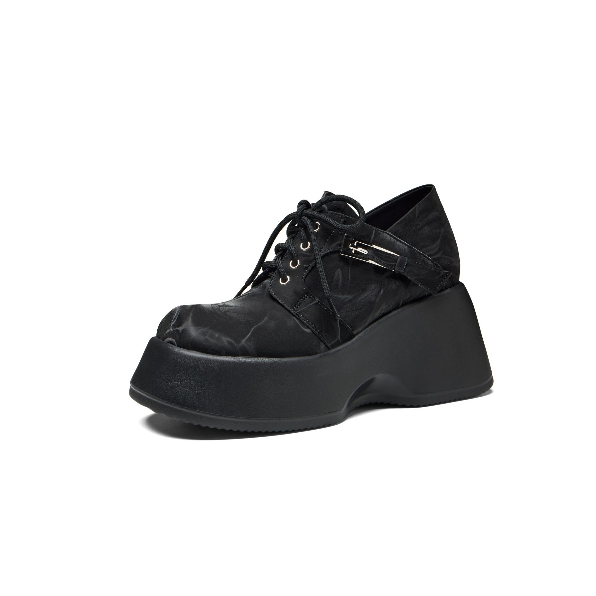 Giày sneaker nữ đế dày 10 cm buộc dây phong cách bệt platform — màu đen