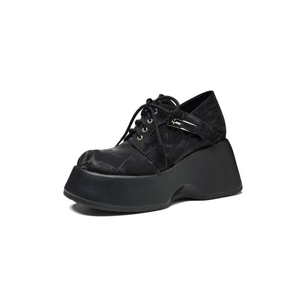 Giày sneaker nữ đế dày 10 cm buộc dây phong cách bệt platform — màu đen