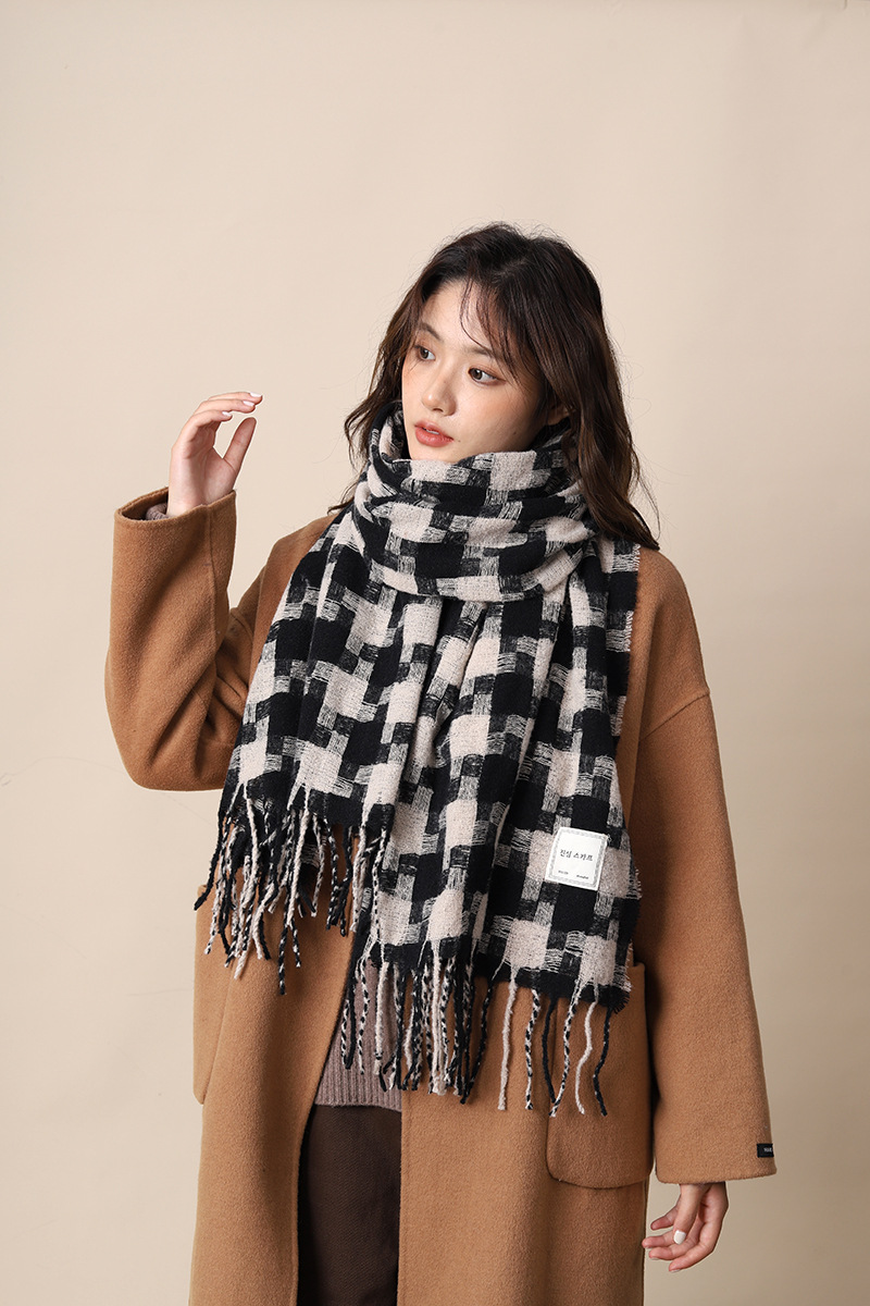 Sciarpa a quadri da donna autunno inverno sensazione avanzata spessa e calda collo frangia versatile studente moda INS_voghion.com