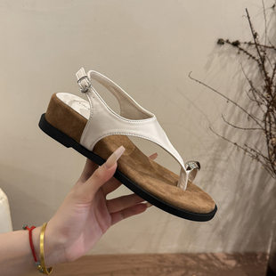 Wedge design niche sandals 2026 summer Korean style retro personalized metal buckle thong toe Roman sandals for women