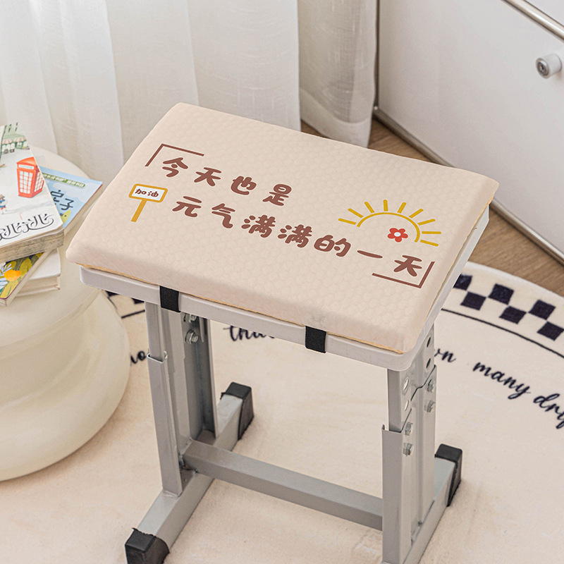 夏の氷のシルクの座布団の涼しい氷の豆の記憶の綿は学生の座布団の長方形のスポンジの椅子のお尻のマットを厚くします。|undefined