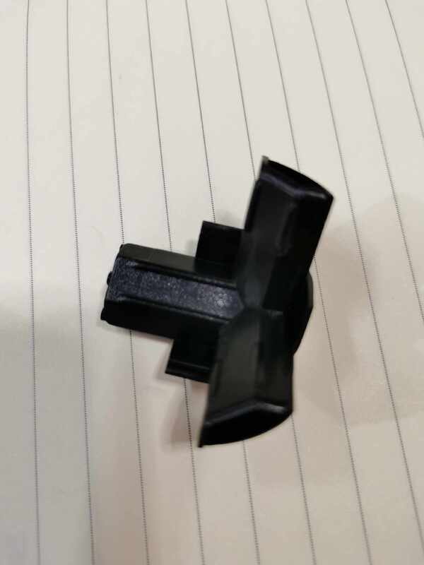 Medium-Sized Black Plastic Three-Way Aluminum Box with Protective Corners