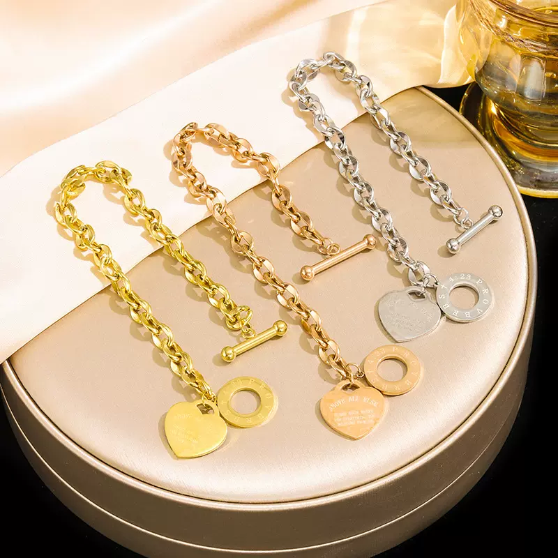 欧美跨境热卖货源 爱心不锈钢首饰个性百搭手饰 OT扣流行钛钢手链