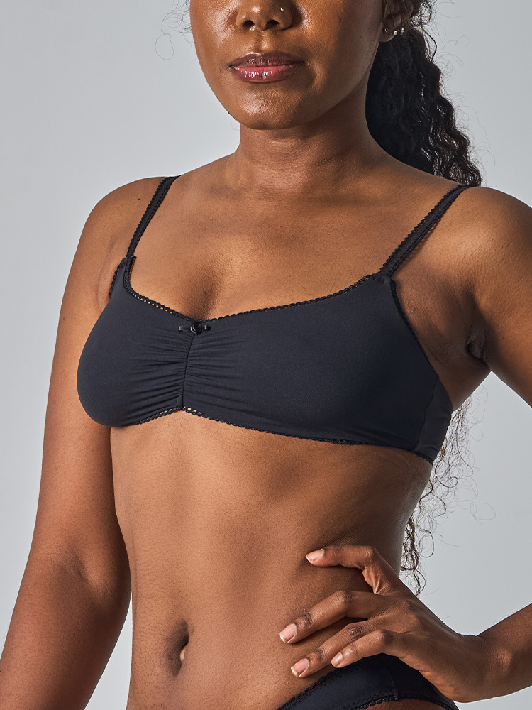 Slip francese in pizzo con volant intimo donna elegante traspirante_voghion.com