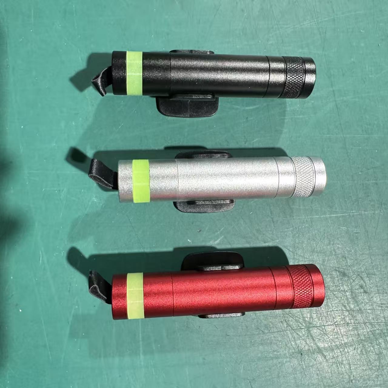 Car Safety Hammer Car Multifunctional Luminous Ring with Cutter Escape Emergency Window Breaker