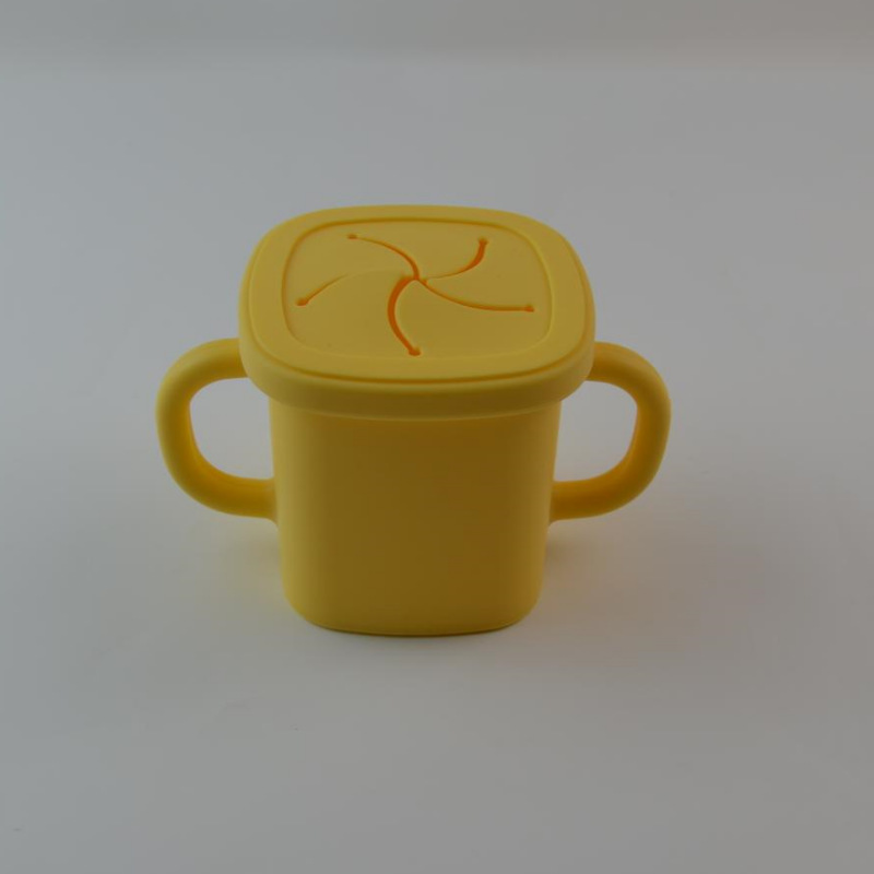 Snack cup yellow