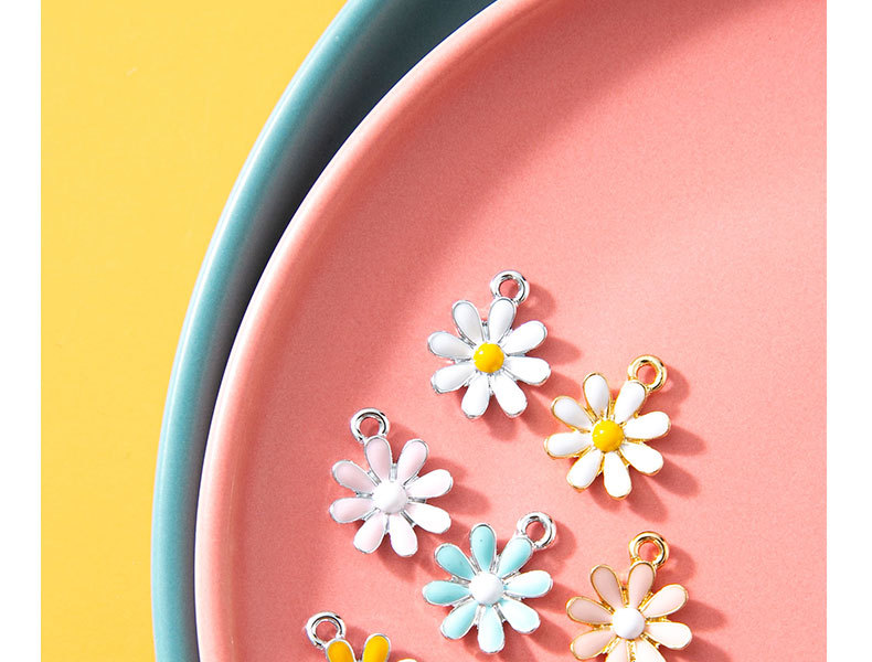 19g Weight Pendant Jewelry Making Type Electroplated Color Treatment 10 PCS/Package Alloy Flower Daisy Pendant DIY Jewelry Accessories Bracelets