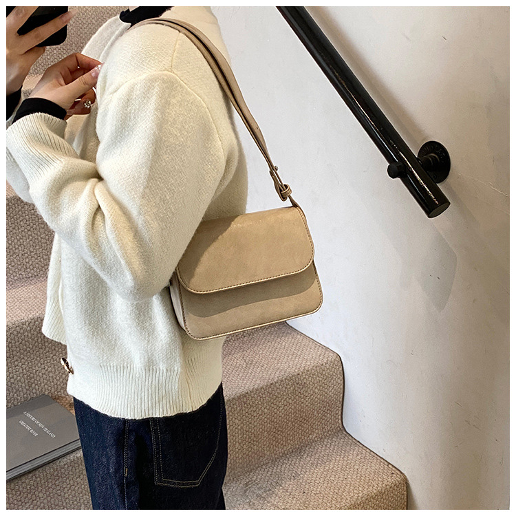 This year's popular small women's bags are the new 2024 trendy, versatile, simple and niche single-shoulder, underarm and crossbody bags undefined