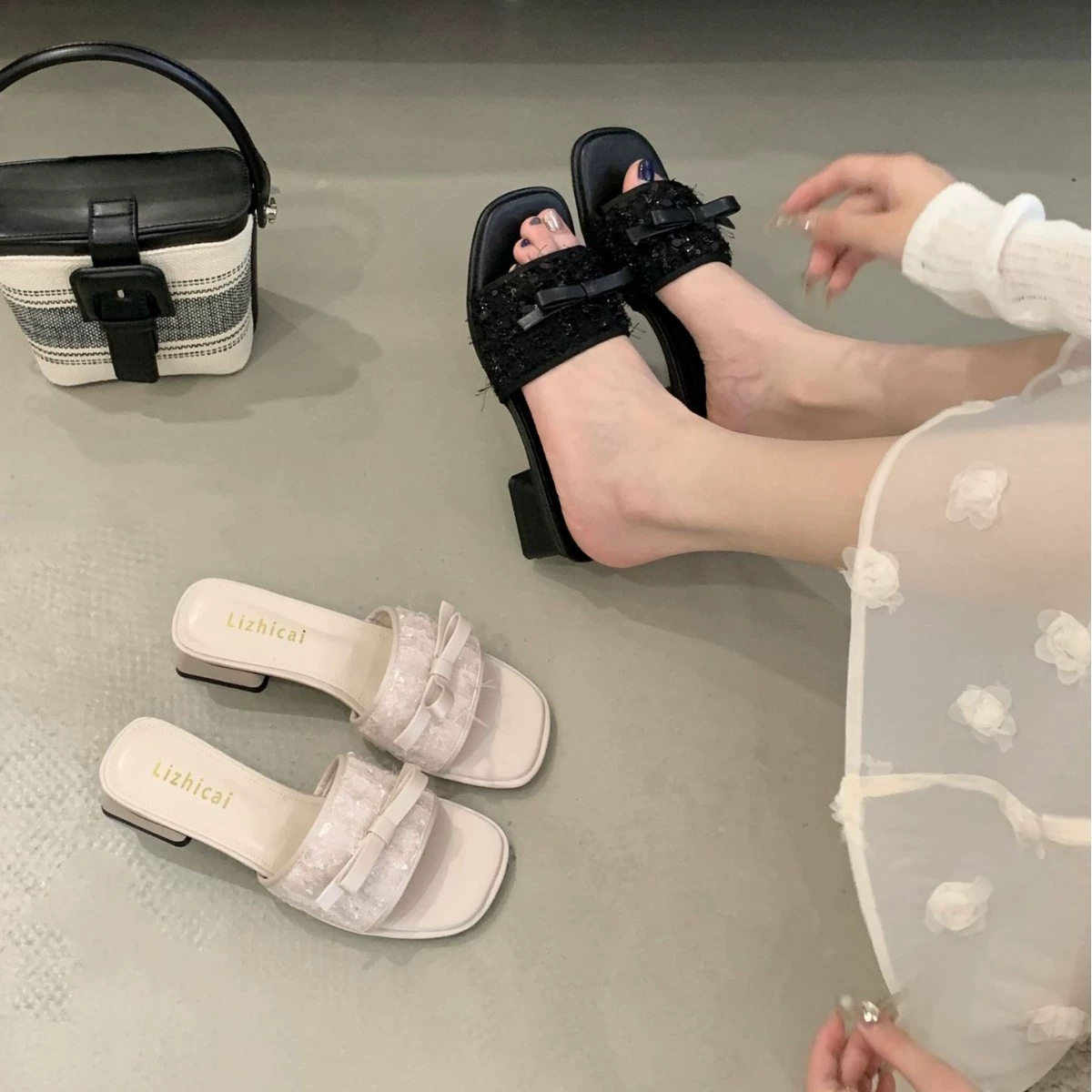 Женские сандалии-слипоны на массивном каблуке в французском стиле с шикарным открытым носком и высоким каблуком-фея, идеально подходящие для летнего ношения с платьями.