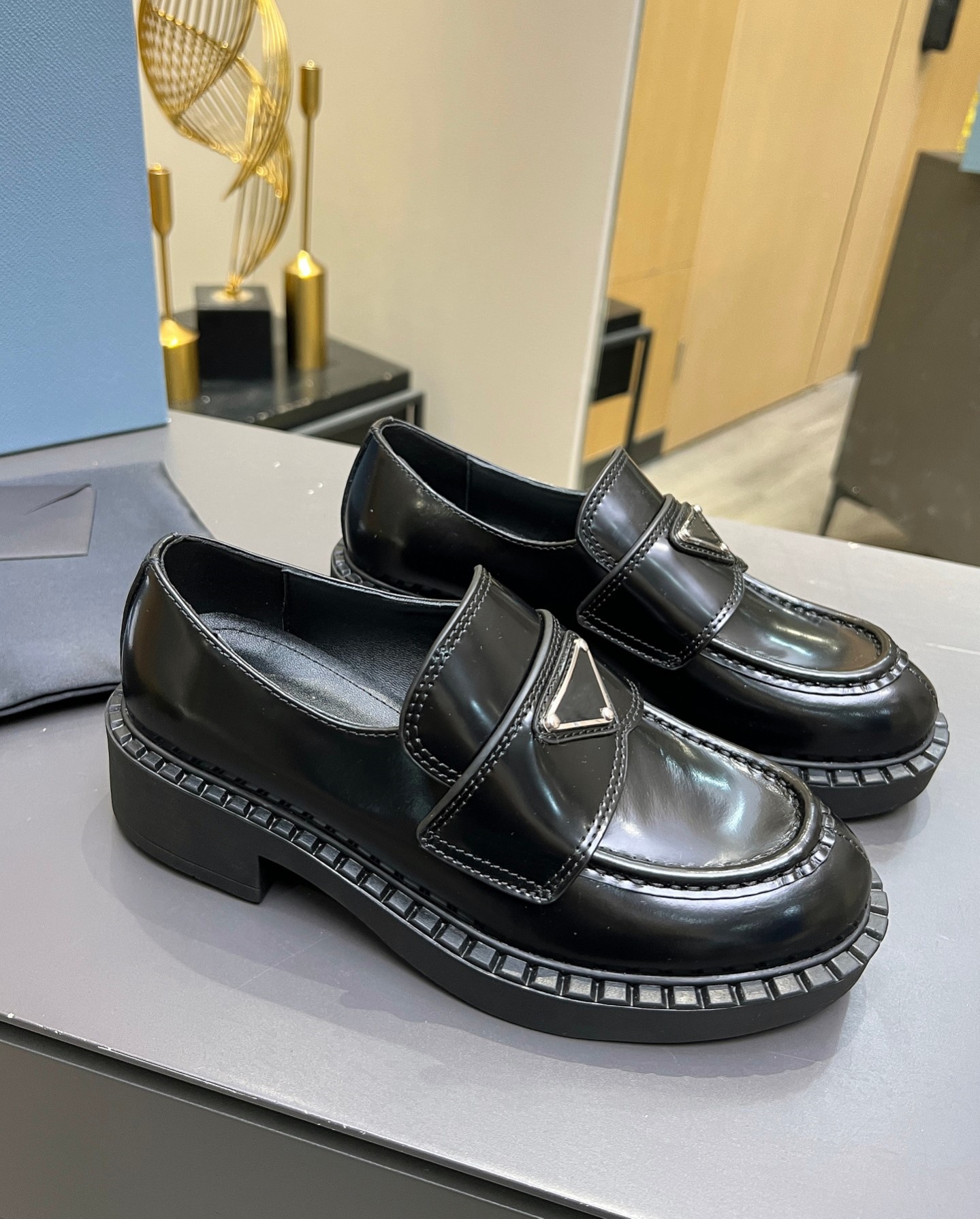 무광 검정색 평평한 바닥(피트)