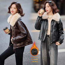 专柜防寒绵羊皮皮衣2025新款时尚保暖白鸭绒女士气质百搭减龄外套