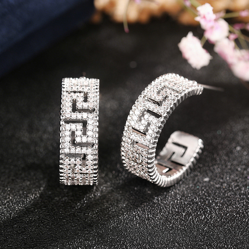 C-shaped Hoop Earrings With Intricate Patterns And Full Diamond_voghion.com