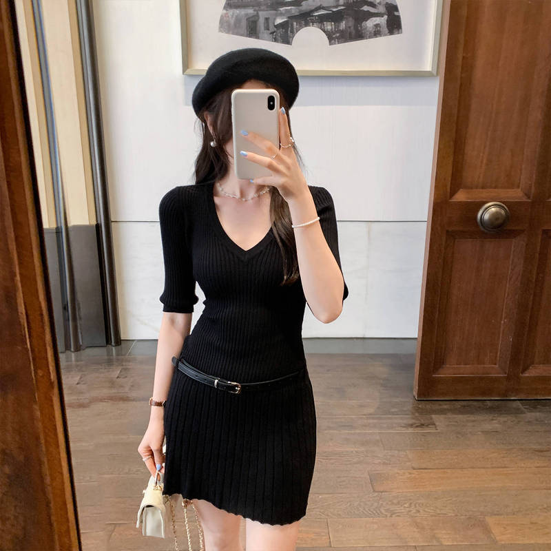 法式高级感V领中袖针织连衣裙女2025夏季新款绝美巨好看的小裙子|undefined