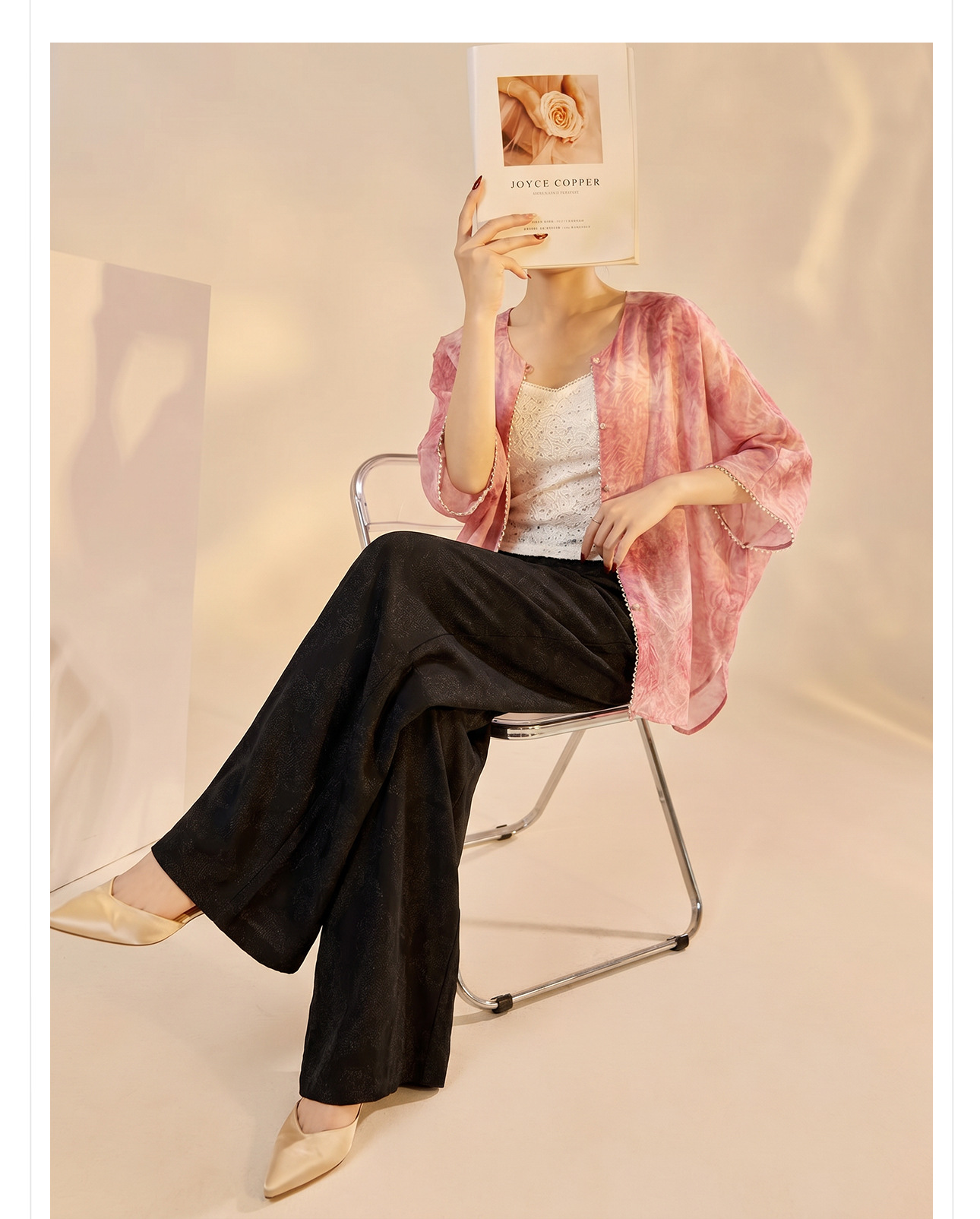 Áo cardigan mùa hè mỏng nhẹ thoáng khí, họa tiết in chống nắng đính cườm, dáng rộng — Xanh da trờicolor, Thái Đường chi tiết 10