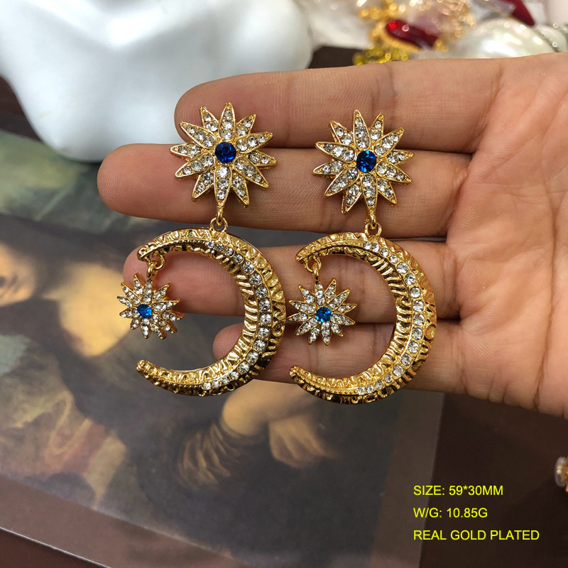 Geometric, Cross, Heart Shape Pattern 1 Pair Retro Geometric Cross Heart Shape Plating Inlay Alloy Zircon Drop Earrings