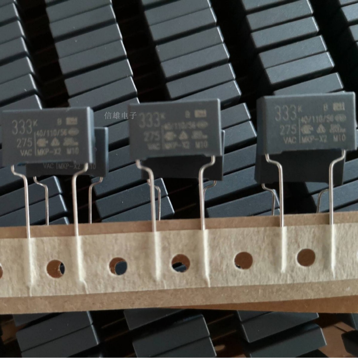安规电容 333 0.033uf  275V～  脚距15mm定型10mm