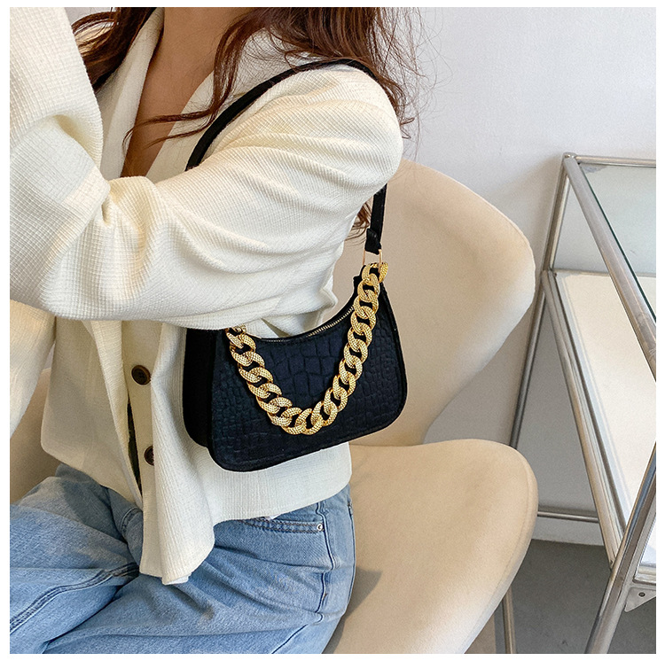 Nuevo color sólido serpentina bolsa de cadena bolso de las mujeres 2024 Moda bolso de hombro elegante moda axila bolsa