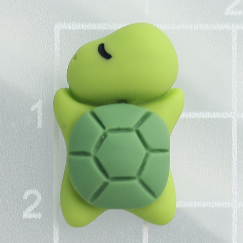 수지 엎드린 거북이 1.3x2.2cm