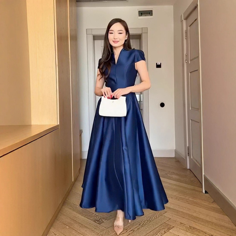 2025夏季亚马逊新款欧美跨境女装气质休闲收腰缎面法式宴会连衣裙|undefined