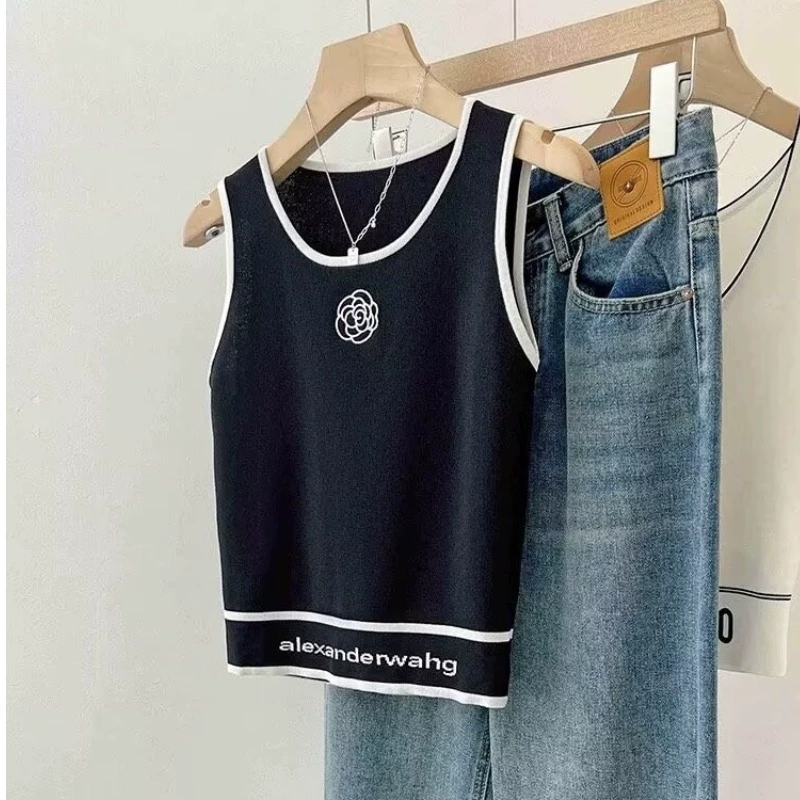 Женский топ-камзол 2025, летняя новинка, черный, облегающий, короткий, базовый, с надписью