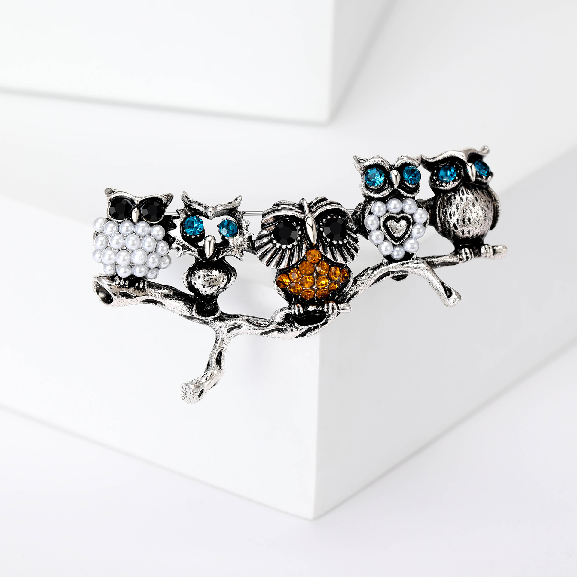 16g Weight Corsage, Brooches Classification Holiday, Banquet, Daily Occasion Alloy Material Animal, Cartoon, Cat, Owl, Eagle Pattern Women's Gender Cute, Simple Style Style Enamel, Enamel Craft Cute Simple Style Pin Animal Cartoon Cat Alloy Enamel Women's Corsage Brooches 15