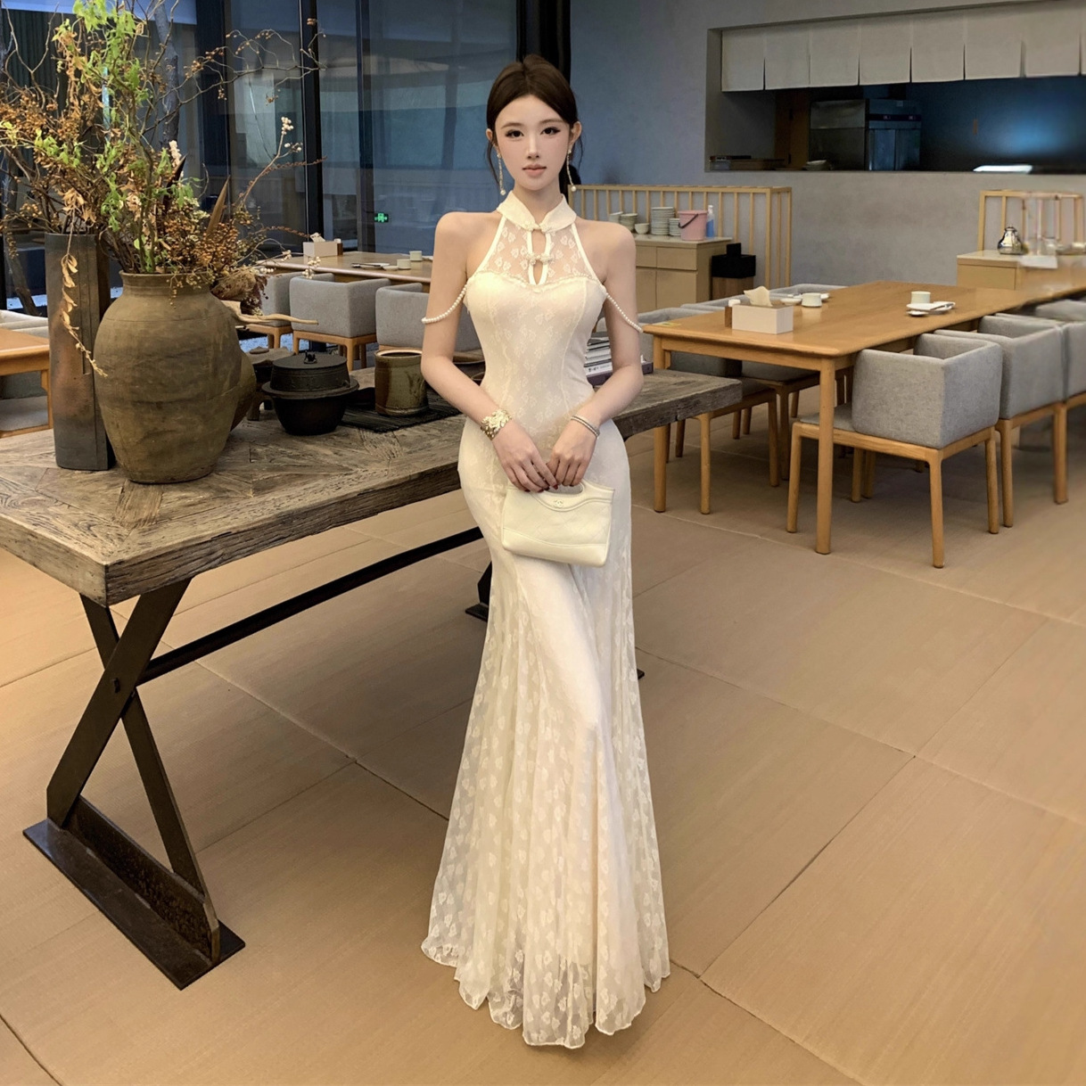 5696 European and American Cross-Border Foreign Trade Women's Clothing New Chinese-Style Lace Stand-Up Collar Fishtail Dress Slim Sexy Halter Neck Cheongsam