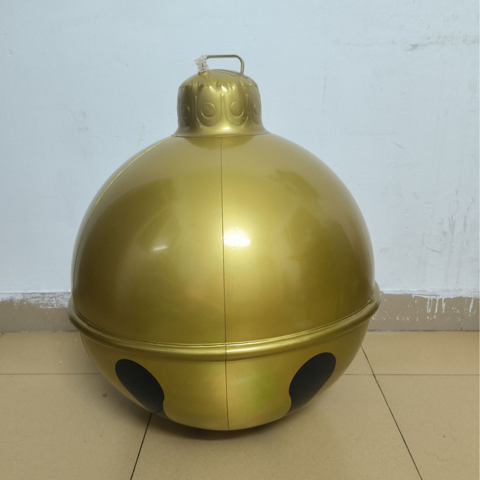 Globos decorativos de campana de Navidad nuevos transfronterizos 45cm 60cm al aire libre PVC inflable bola de Navidad adornos de juguete