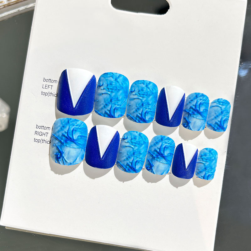 24 piezas de puntas de uñas postizas para adultos, estilo corto, uñas postizas en relieve, nuevas pegatinas de uñas, puntas de uñas tridimensionales