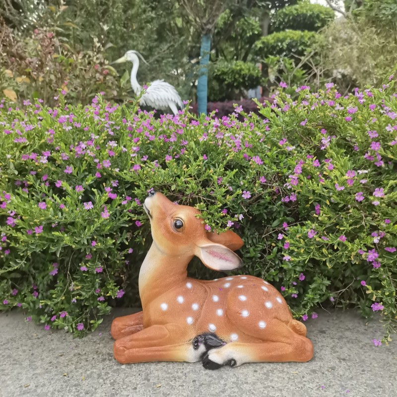 模擬ニホンジカ動物装飾品屋外庭中庭ヴィラ庭芝生風景装飾樹脂装飾品|undefined