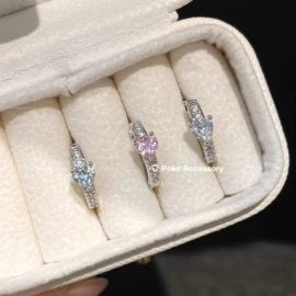 耳钉;戒指;项链