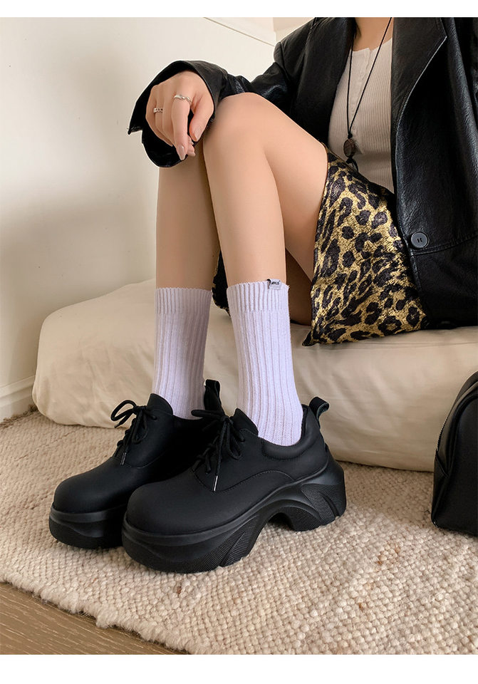Giày lười nữ đế xuồng Yichuan tăng chiều cao 9 cm, phong cách platform mũi to — đen (da sáng chế), Màu đen (da bò mờ) chi tiết 10