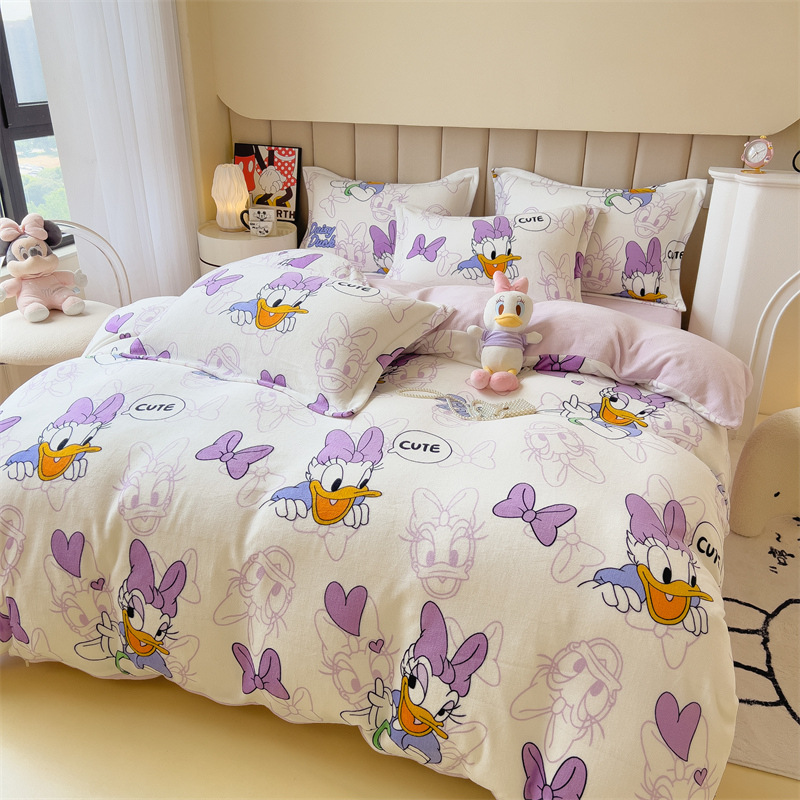 Clase A terciopelo de leche anti-estática conjunto de cuatro piezas para niños de la piel-amigable cama caliente de cuatro piezas edredón cubierta hoja de cama conjunto de tres piezas