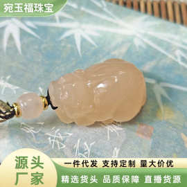 厂家批发阿富汗玉藕粉貔貅吊坠女款浅粉色貔貅玉石挂件锁骨链项链