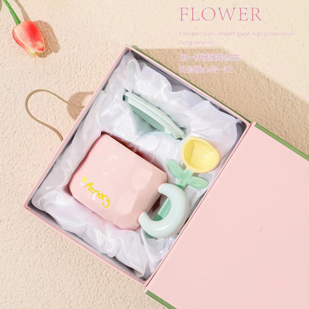 Día del maestro regalo Taza de cerámica de alto aspecto con tapa cuchara caja de regalo tulipán flor taza de café corazón de la niña