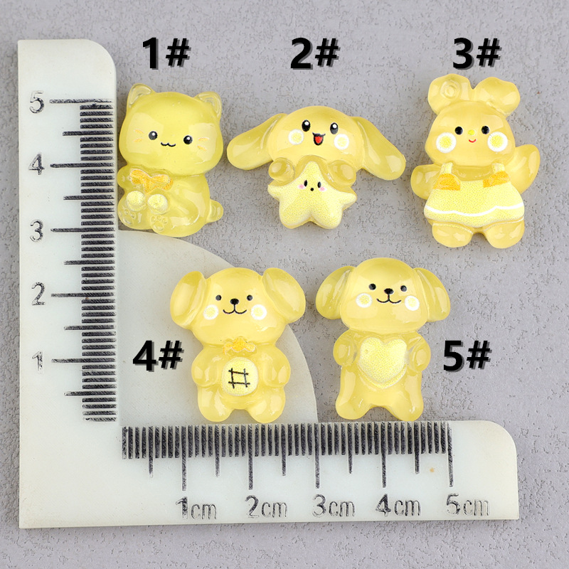 Light yellow (pearlescent)