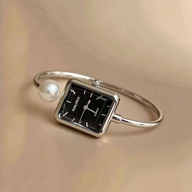 Black dial silver bracelet-s1609a