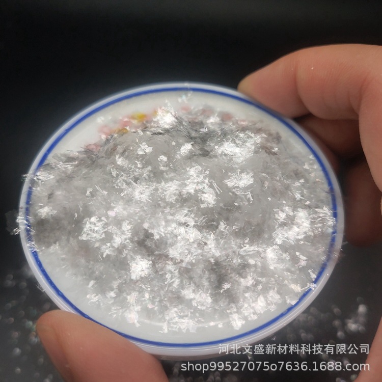 塑料增强玻璃鳞片6-300目提高强度防热变形稳定空间结构性能卓越