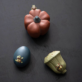 Water spray tea pet purple sand tea pet decoration nourishing creative handmade small tea pet purple sand tea play