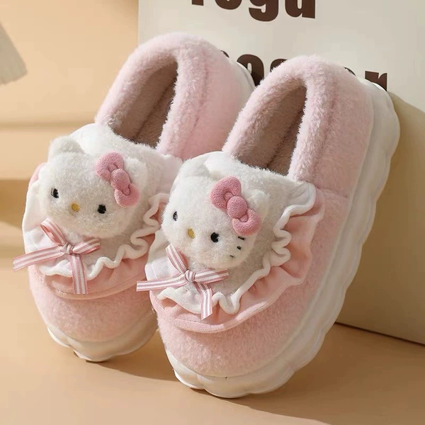 С закрытой пяткой, Hello Kitty