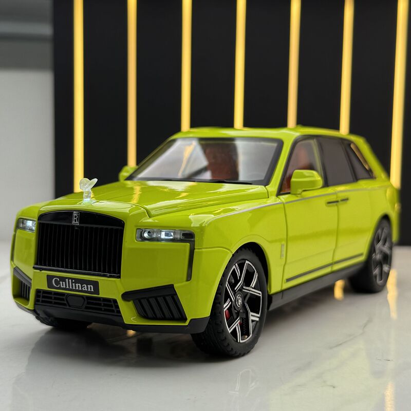 Weili alloy car model 1:24 Louth Culinan off-road vehicle sound and light Huili children's toy model ornaments generation hair Weili alloy car model 1:24 Louth Culinan off-road vehicle sound and light Huili children's toy model ornaments generation hair