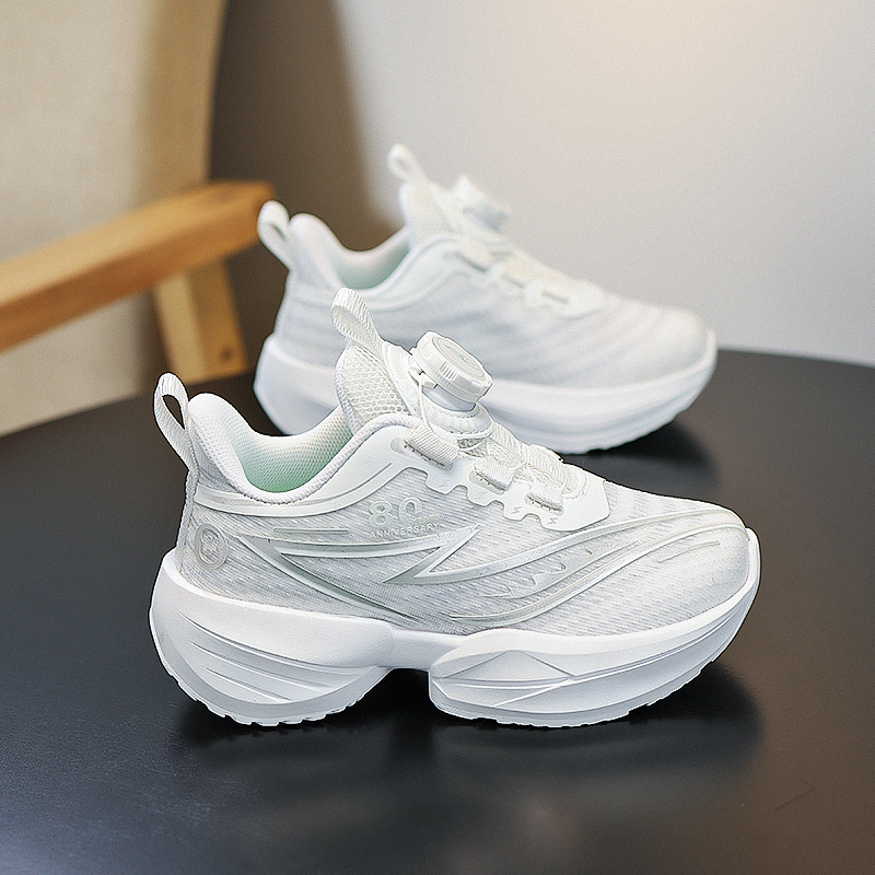 Fábrica directa al aire libre zapatos para niños botón rotativo antideslizante respirable malla primavera zapatos para correr al por mayor